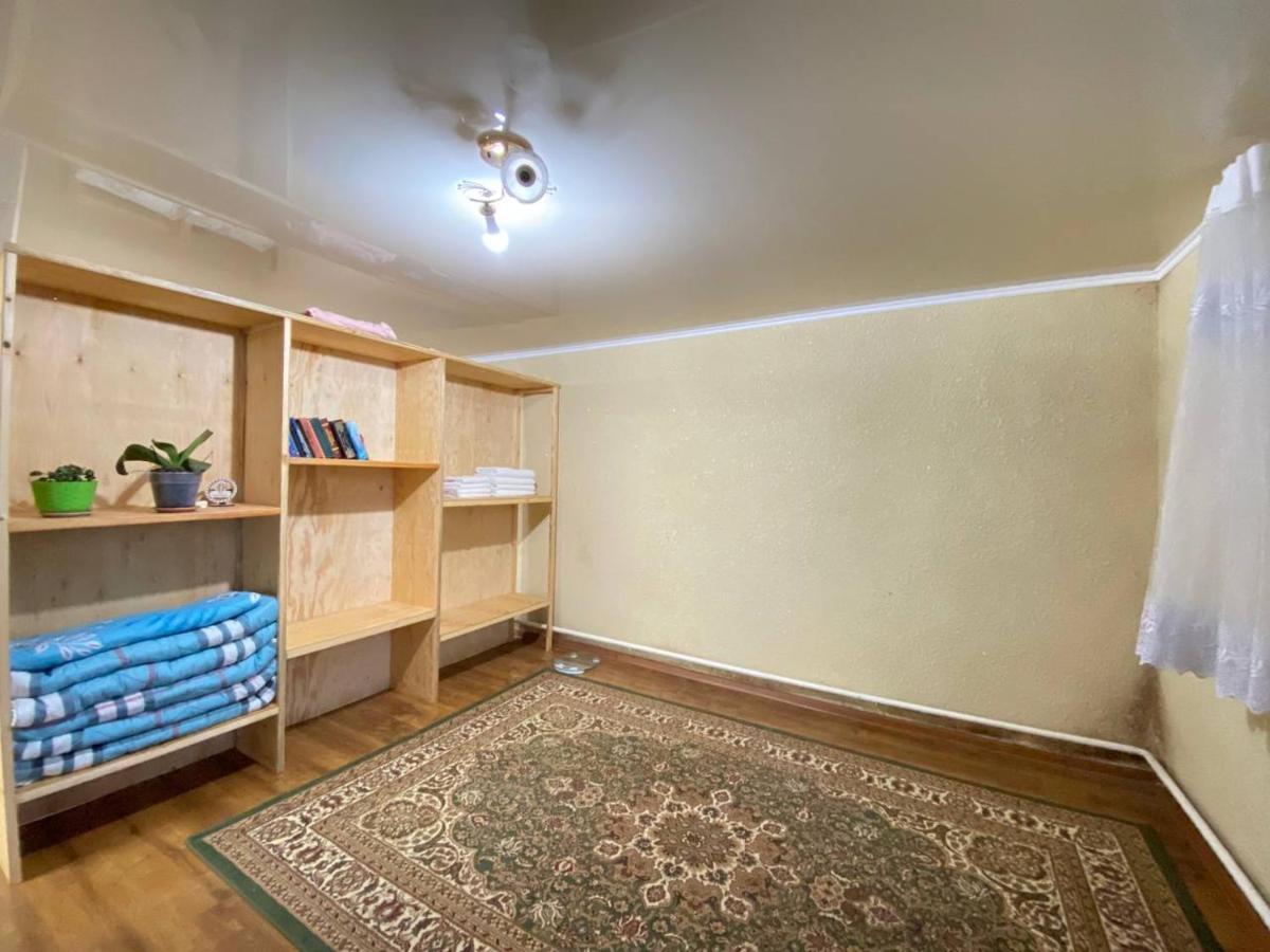 Rozalinda Guesthouse Naryn Extérieur photo